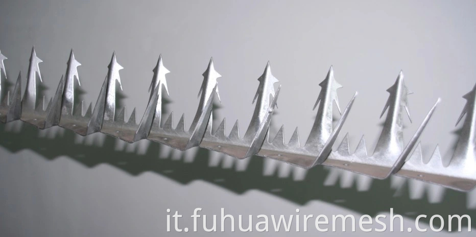 Hdg Medium Sized Thichness Is 2 0mm Wall Spike4